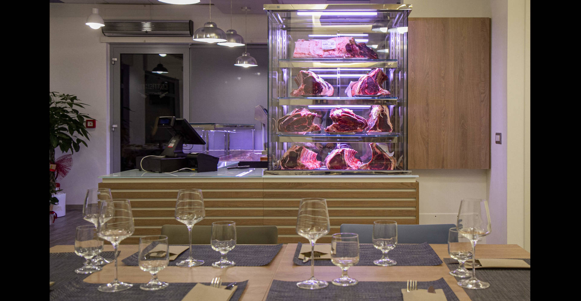 Armoires de boucheries et charcuteries