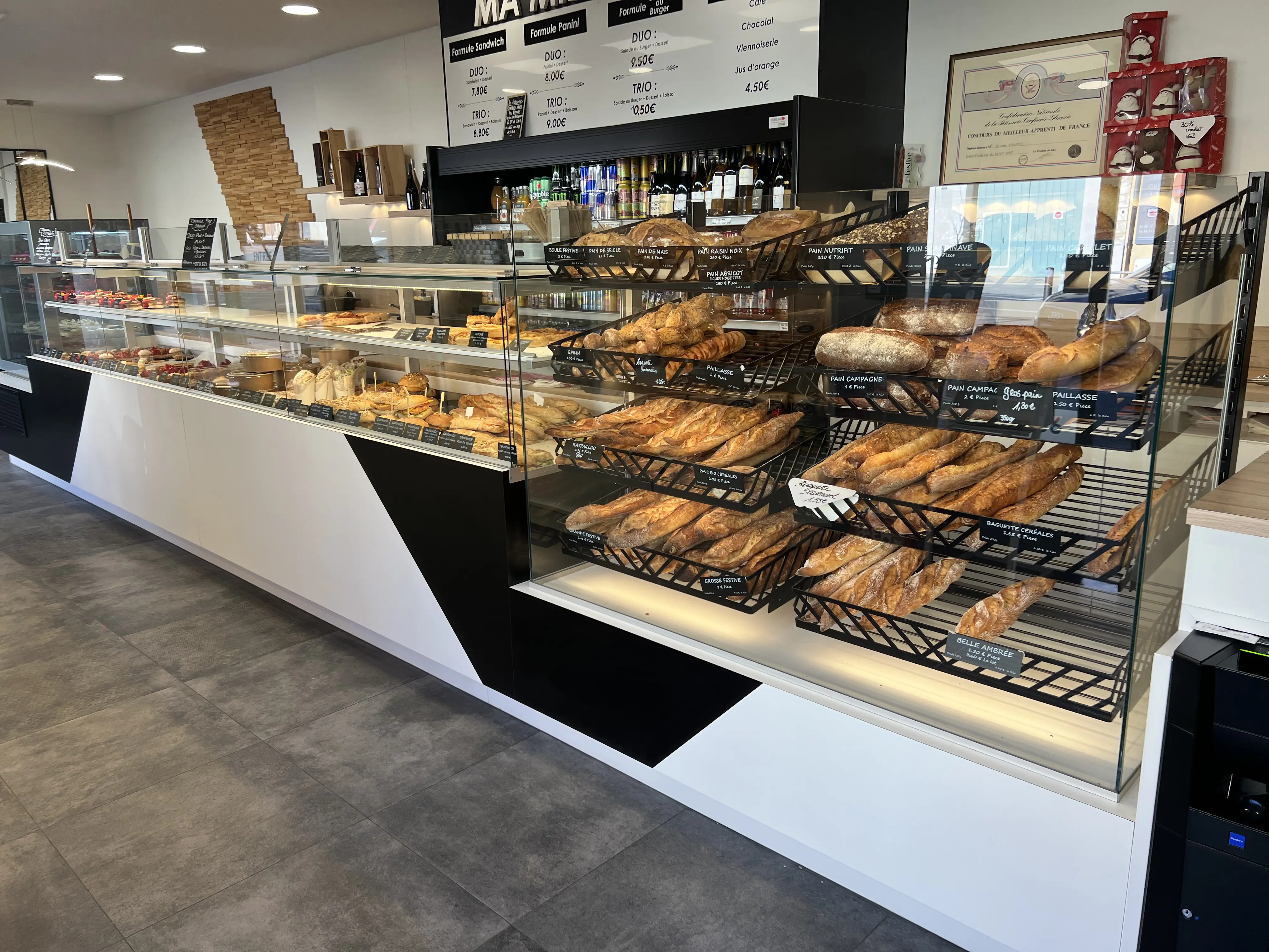 Vitrine boulangerie et patisserie