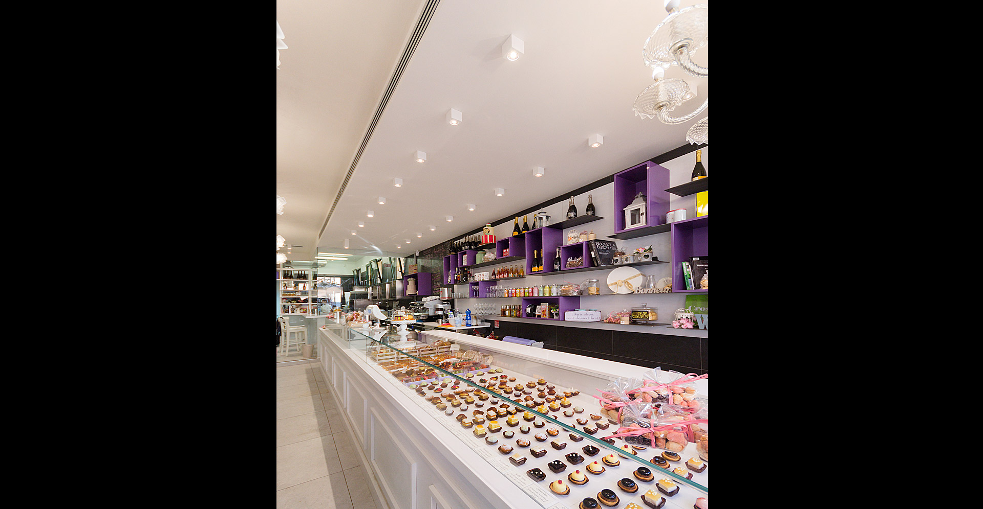 Vitrine boulangerie et patisserie
