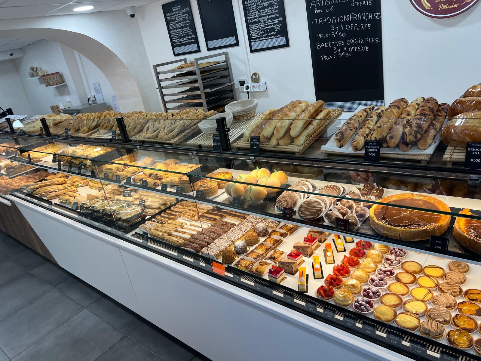 Vitrine boulangerie et patisserie