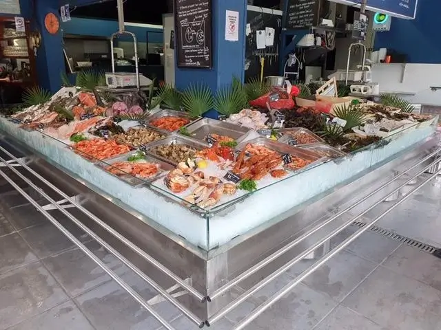 Vitrine poissonnerie