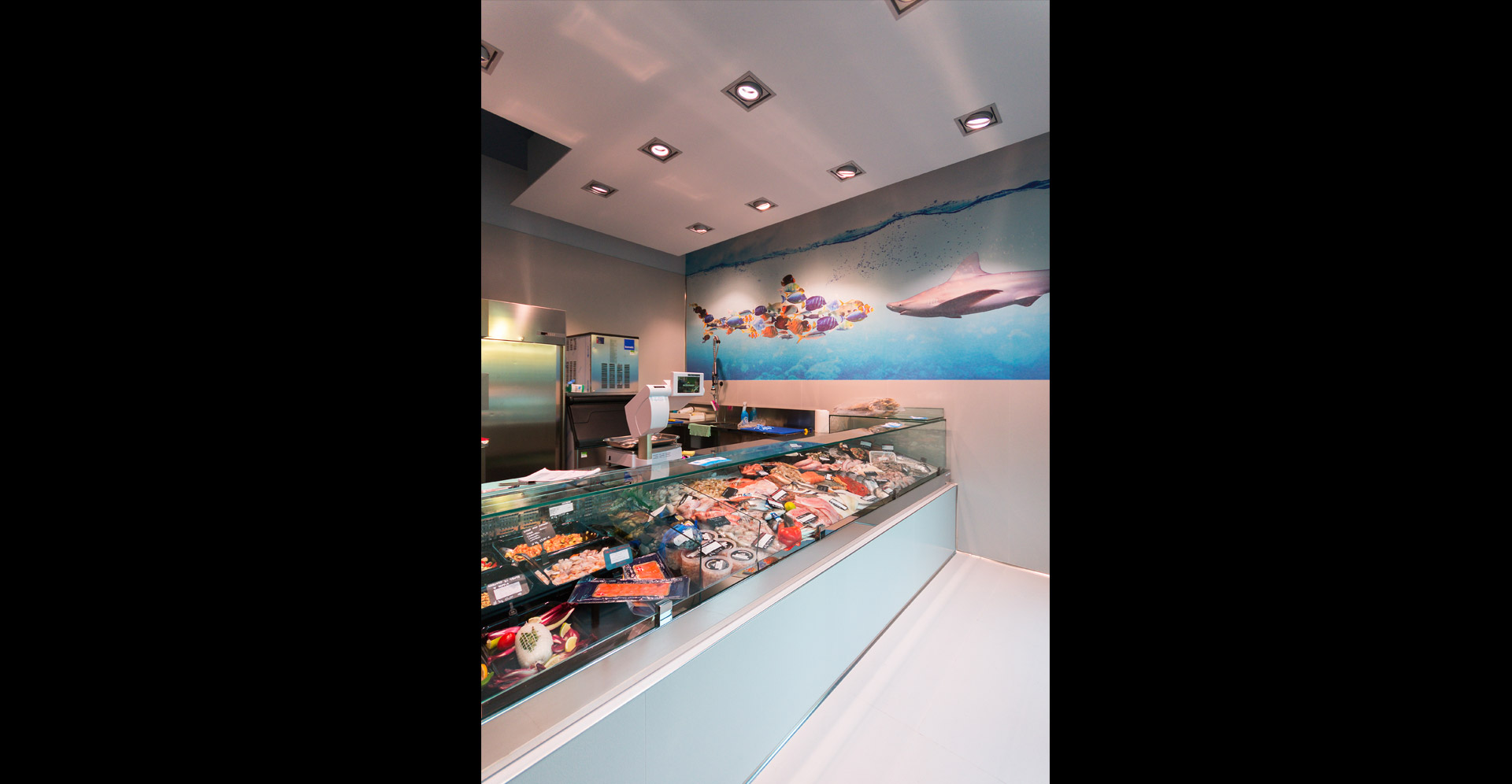 Vitrine poissonnerie