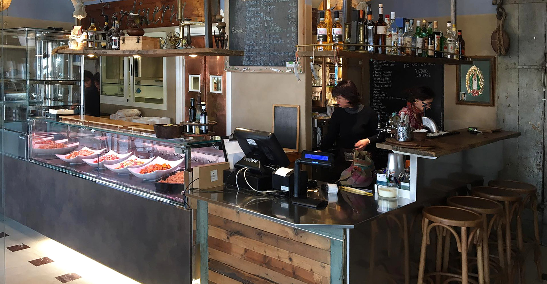 Vitrine poissonnerie