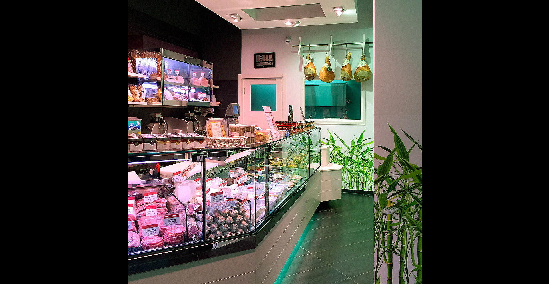 Vitrine boulangerie et patisserie
